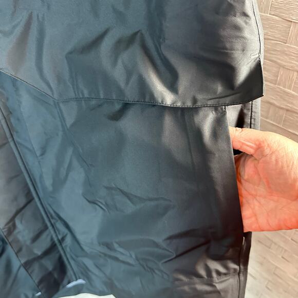 Nike rain jacket zip up zip packets black summer utility sure activewear outdoor - Picture 13 of 16